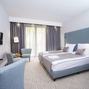 Deluxe Zimmer mit Kingsize-Bett